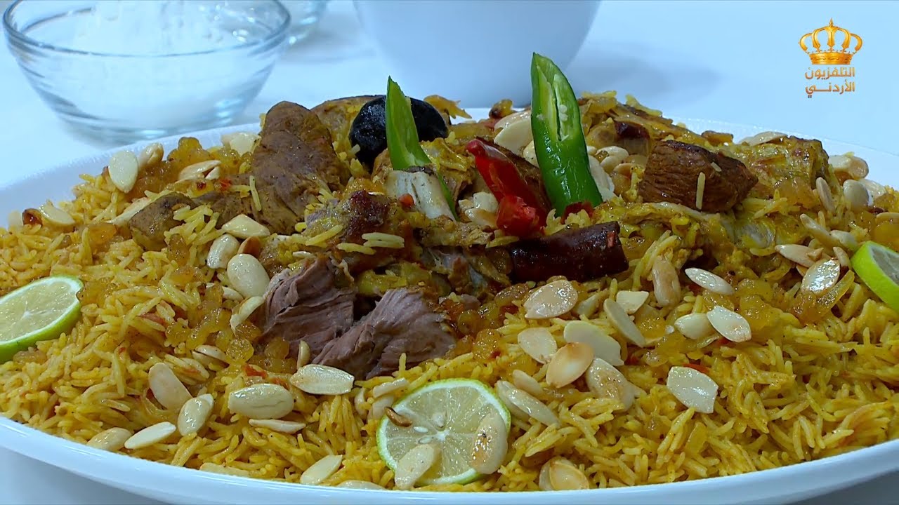 مطبخ يوم جديد  كبسة اللحم السعودية مع الشيف علا نيروخ