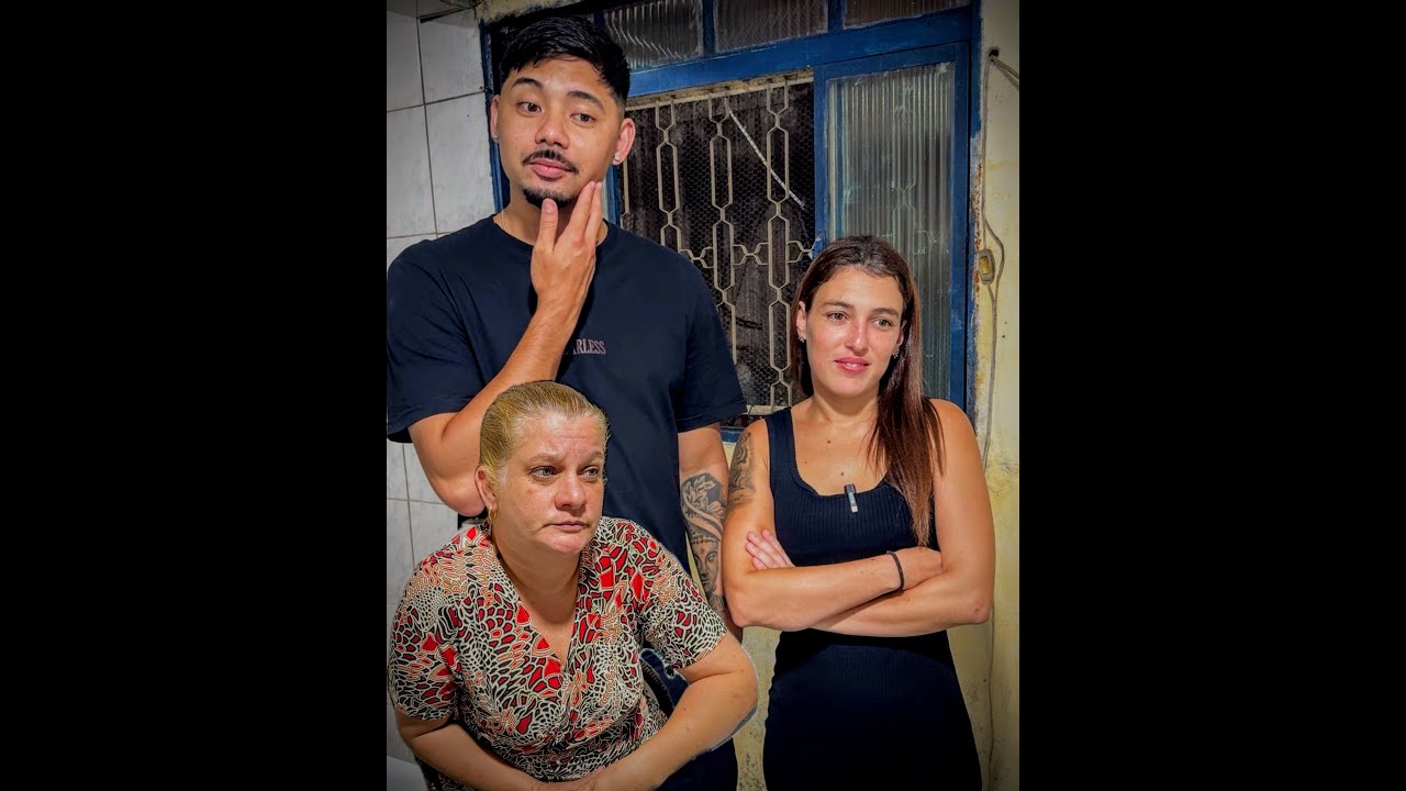 Sua sogra não o amava porque ele tinha brincos e tatuagem.Mas ele calou sua boca!!!