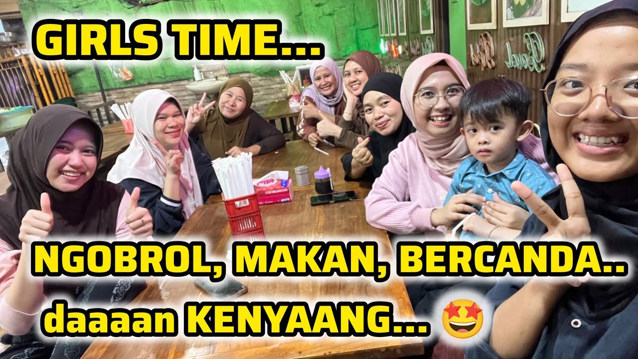 GIRLS TIME, se SIMPLE ITU..CUKUP SANTAI MAKAN TANPA GANGGUAN.. 🤩