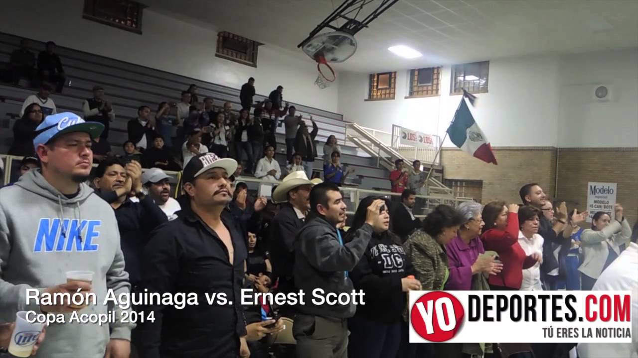 Copa Acopil de box en Cicero Ramon Aguinaga vs. Ernest Scott