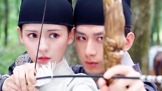 【Full Movie Version】皇帝陛下爱上女护卫，手把手教她射箭！🥰 中国电视剧