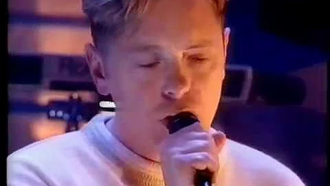 ELECTRONIC - Get The Message | Bernard Sumner | Ba...