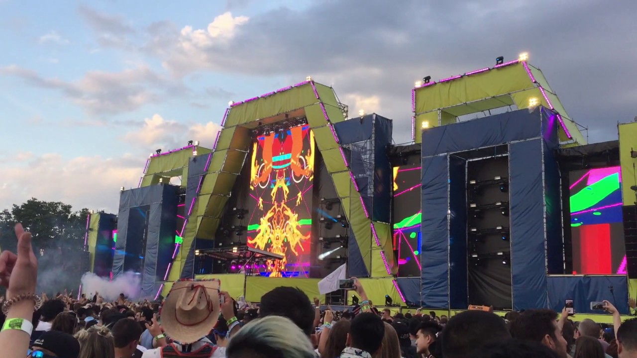 Marshmello - Blocks / Want U 2 (Live at Spring Awakening Music Festival, 2017)