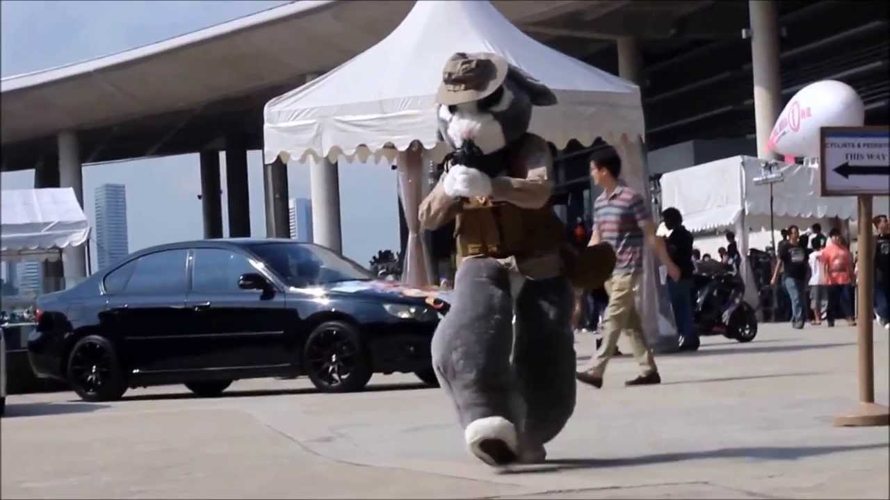 CAT SHIT ONE (Packy) @ EOY2013 Singapore