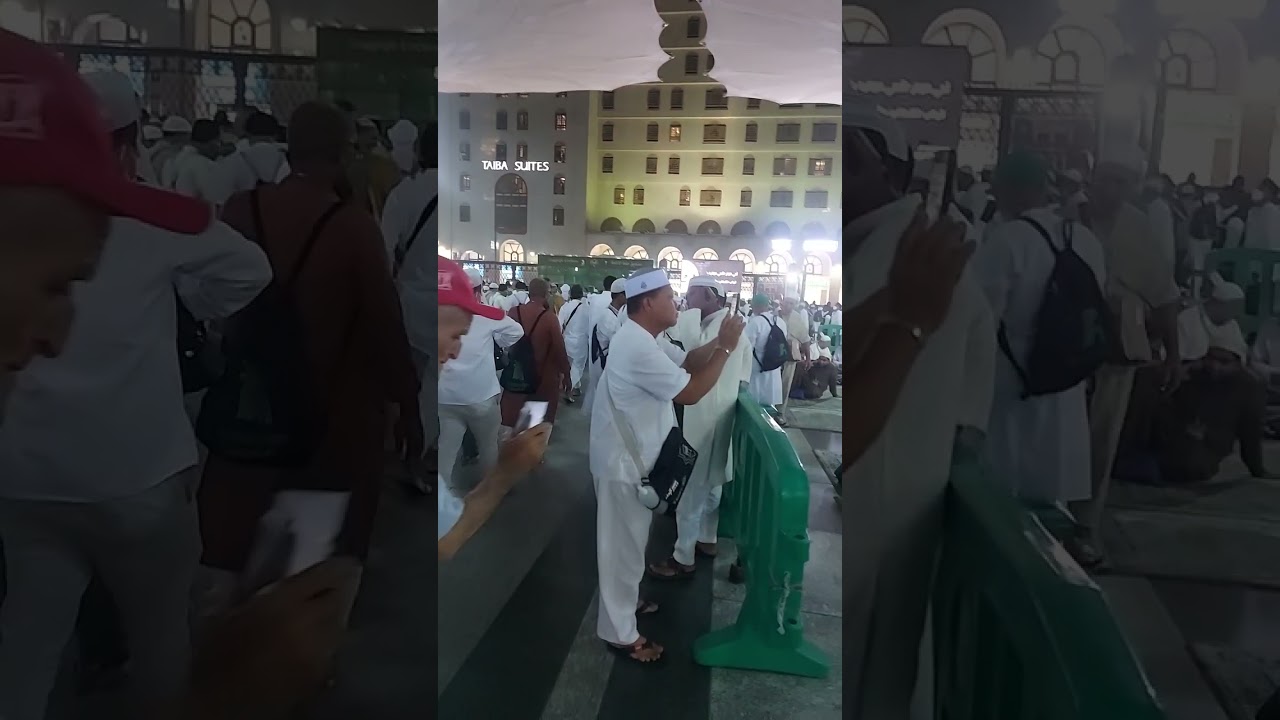 Crowded Worshipers at Prophet's Mosque, Medina.