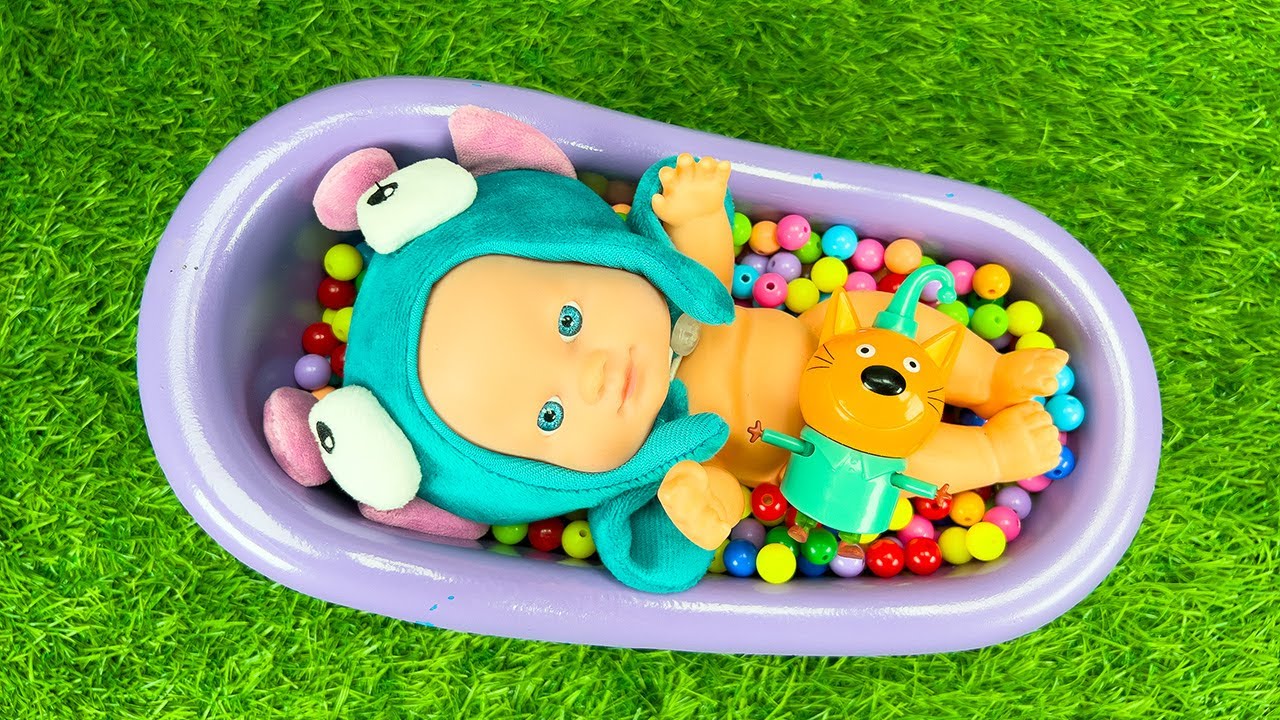 The Rhythm of Light: ASMR Flowing Textures in Motion