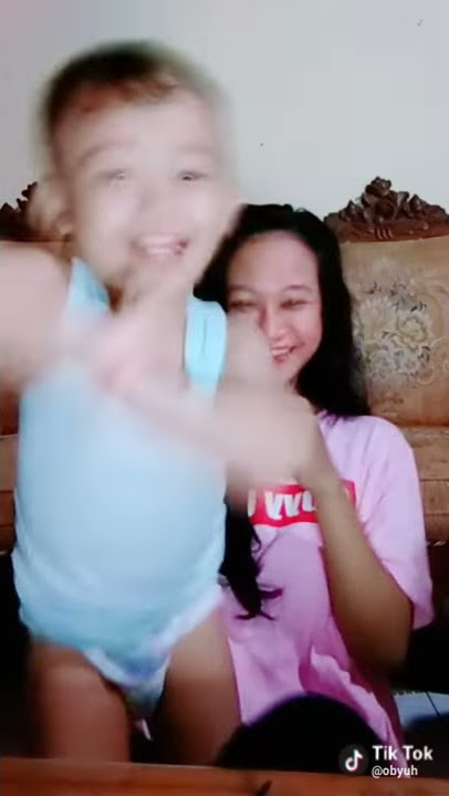 Anak kecil uda bisa tiktok sama tante