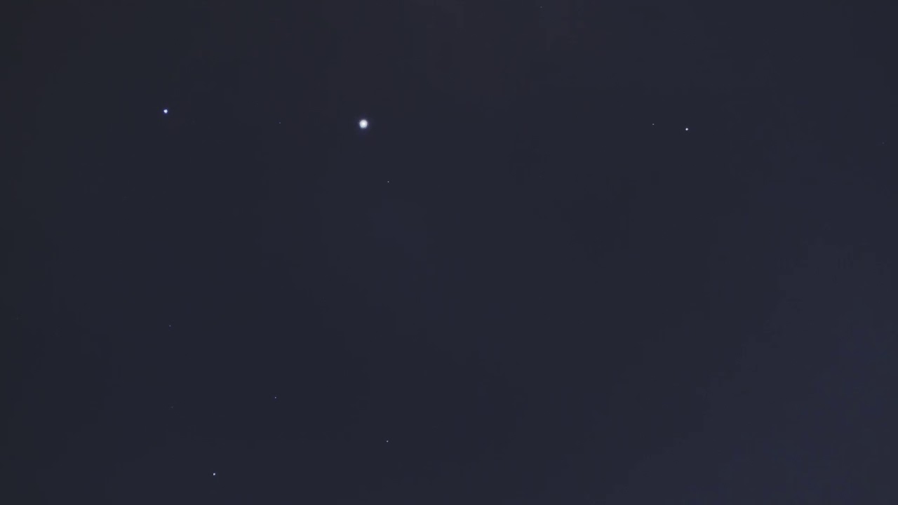 織姫星 ベガ から彦星 アルタイル をかすめる宇宙ステーション Youtube