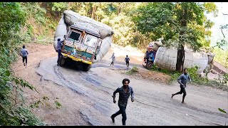 30 Tons Heavy Loaded Truck Failed To Drive Up Hill - Helpers Extreme Efforts To Rescue The Truck