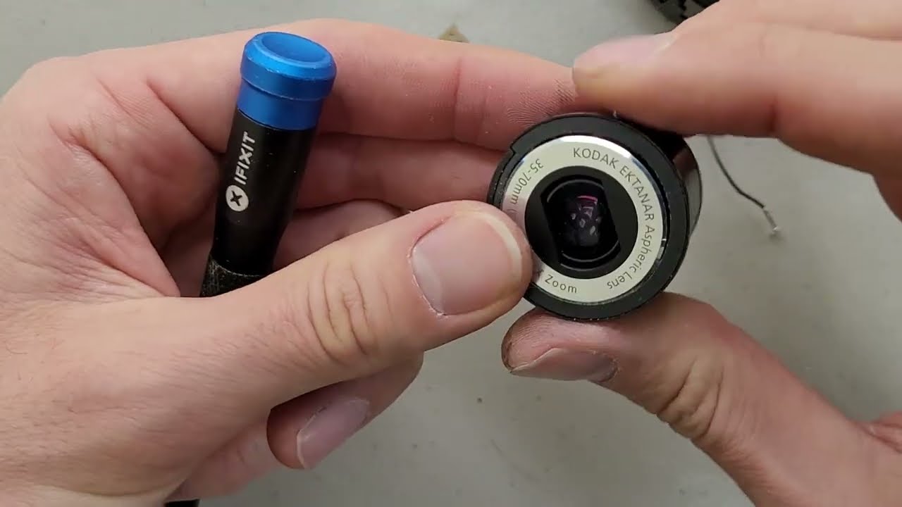 Kodak DX3900 digital camera 