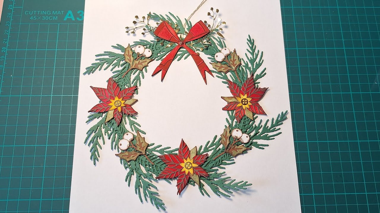 Stor julekrans del 2 Tim Holtz og Gavlhusets dies