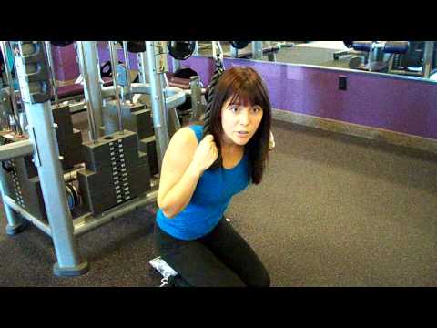 Kneeling Cable Crunch.MOV