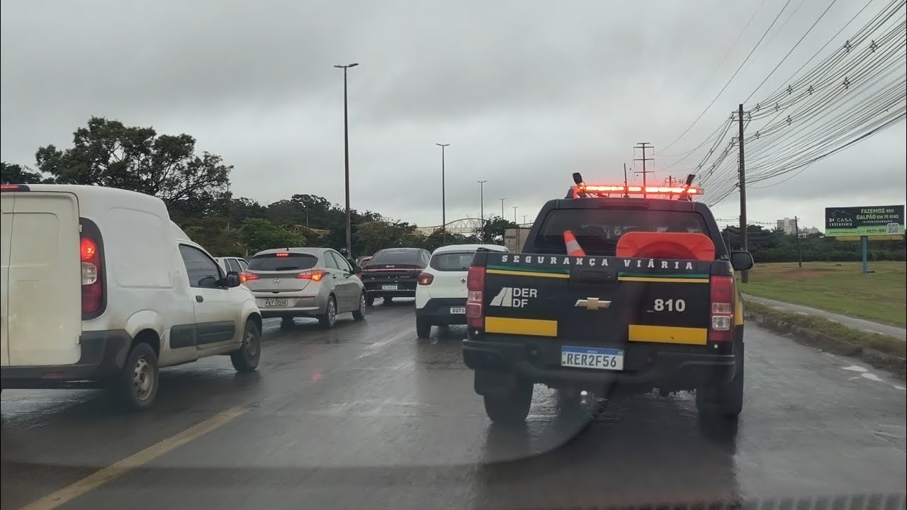 Trânsito de Brasília com chuva. 🌧️ 26/02/26.