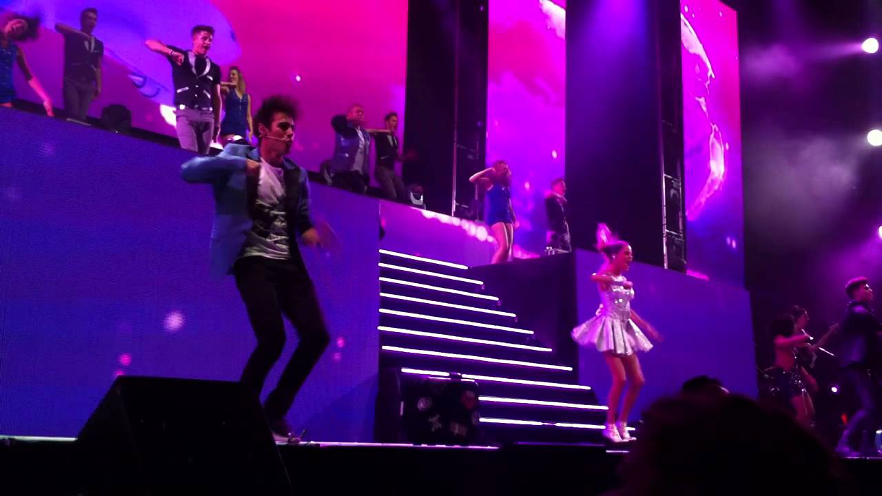 Violetta Live Guadalajara- 27/05/15. En gira y Euforia