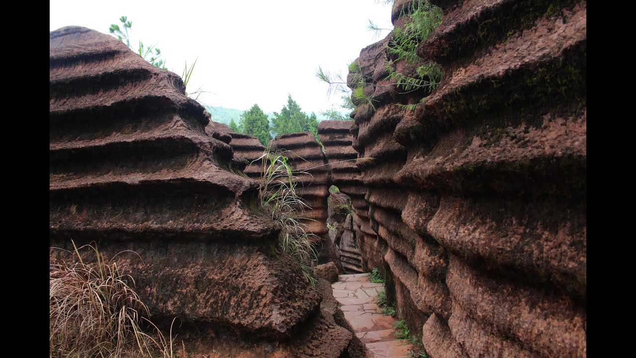China - Hongshilin, Red Stone Rocks - YouTube