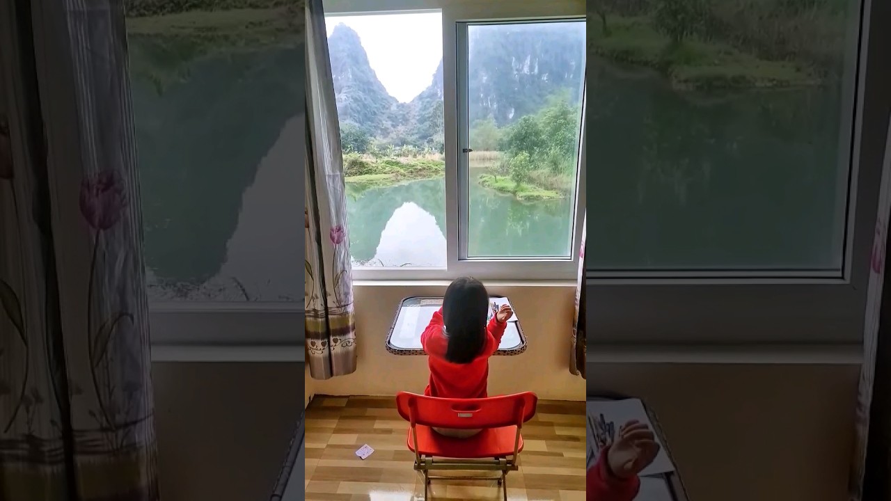 3-year-old kid artist drawing in Ninh Binh, Vietnam | Mia Mai Art