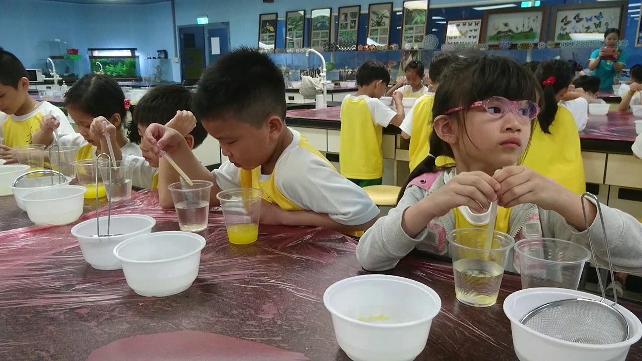 高雄童年綠地幼兒園～科工館科學實驗課程/分子料理～爆爆珍珠