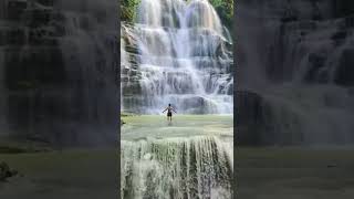 Selamat pagi dari air terjun indah di  jawa barat !! 😘