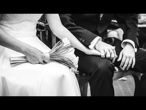 Видео: Как да смените фамилията си след брака