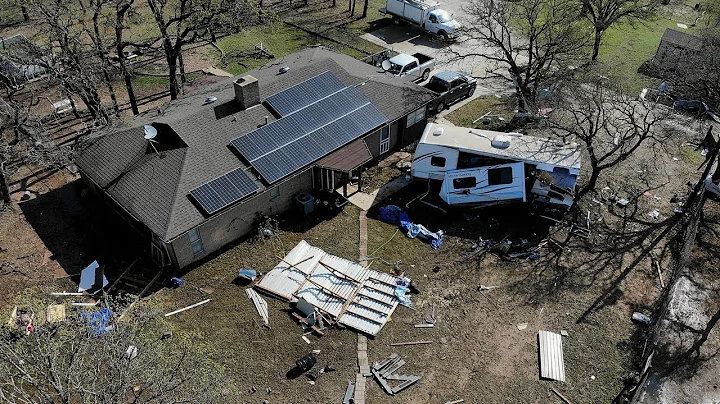 Man injured when trailer flips in Johnson County t...