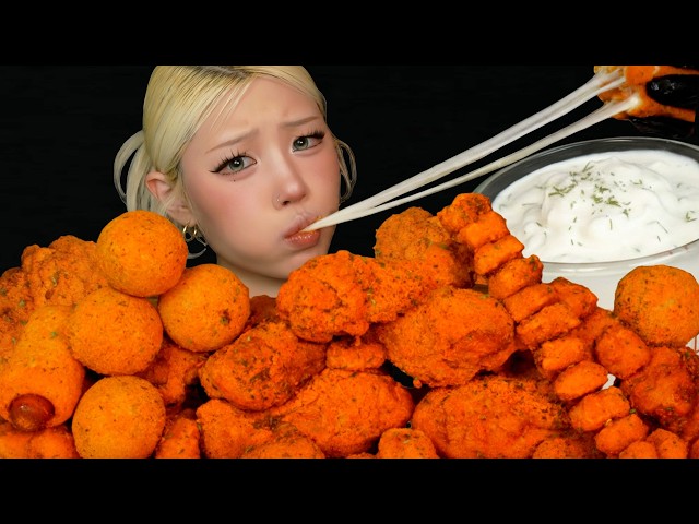 핫뿌링클 전메뉴는 또 처음이지? 뿌링소스 10개 추가.. 고자극 먹방🔥| SPICY FRIED CHICKEN CHEESE BALL | BIG BITES MUKBANG ASMR