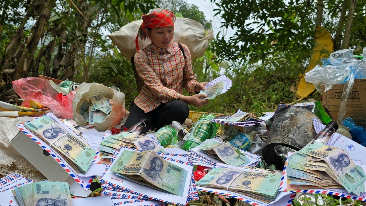 Picking up cans and bottles at the giant landfill, a day full of surprises for me
