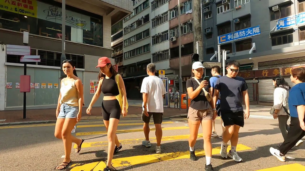 🇭🇰 Coolest Neighborhood Sheung Wan Hong Kong 4K Walking Tour November 2025