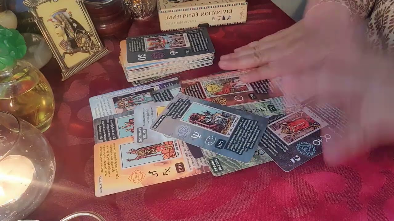 تاروت برج الجدي ... اجلس على كرسيك و دع القدر يجيب الكل تحت رجليك