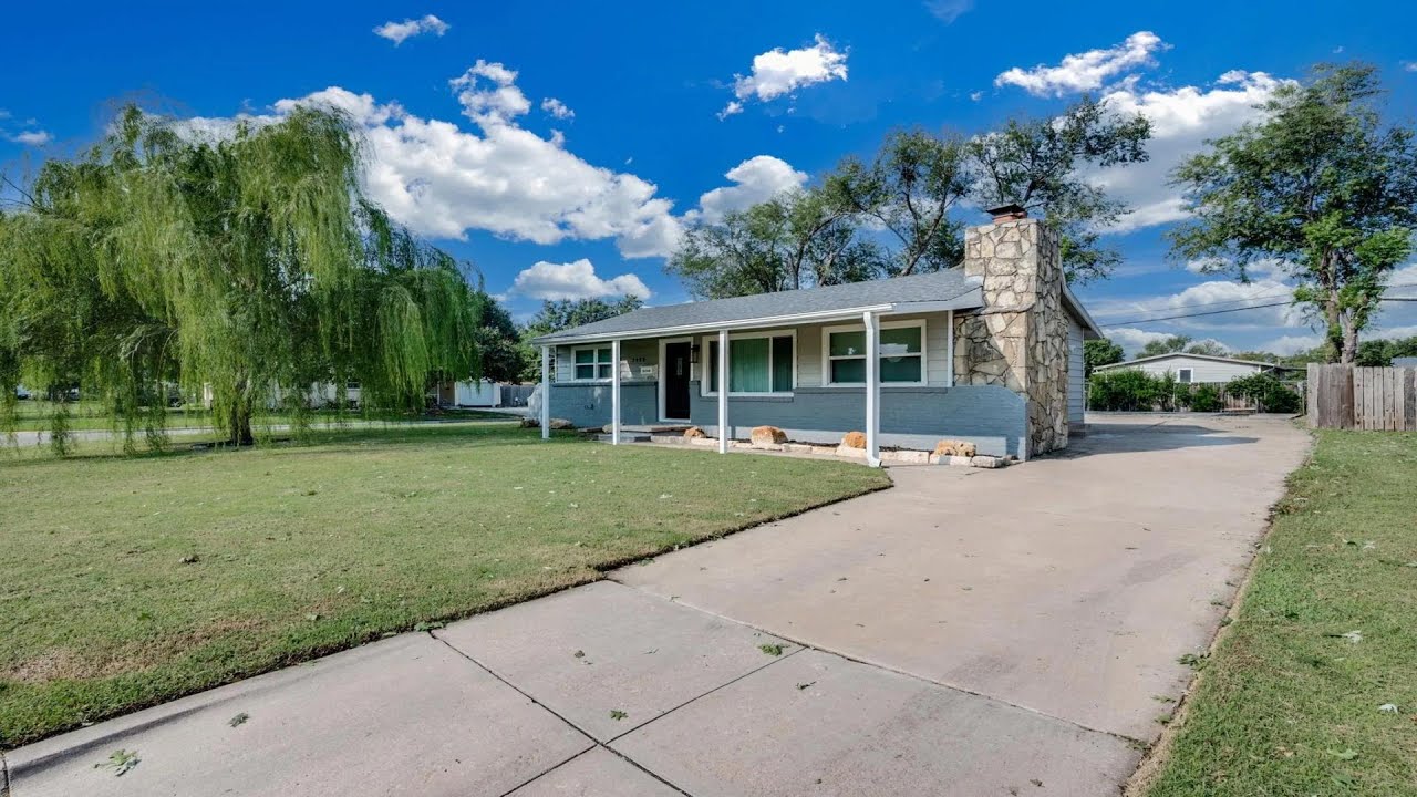 NEW LISTING: 3255 S Mount Carmel Ave Wichita KS 67217