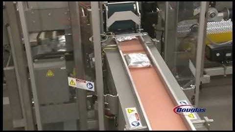 Case Packer for Bag-in-Box Products with Transpositor Conveyor Infeed