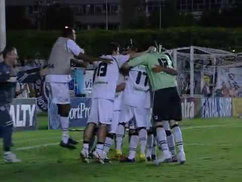 TerÃ§a-feira, 29/09/2009 Com gols de Schwenck e Fernandes, equipe catarinense bate o lÃ­der da competiÃ§Ã£o fora de casa. Nilton descontou para o time cruzmaltino.