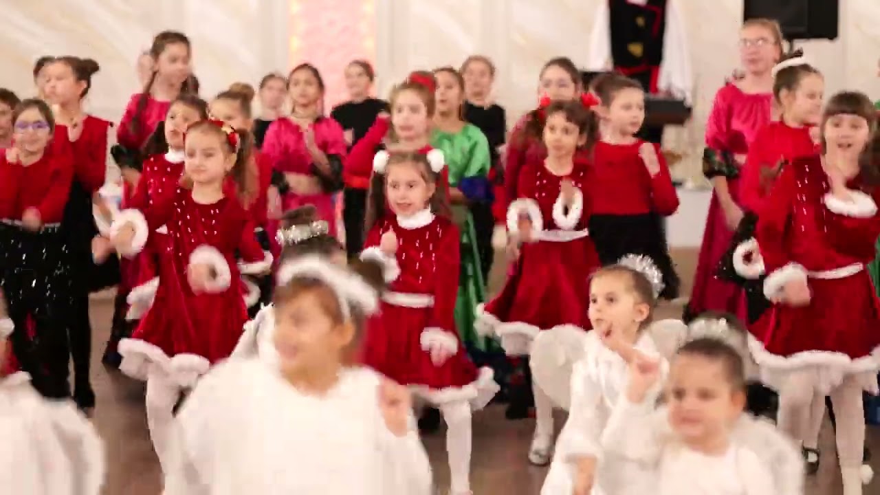 Elena Gheorghe- De Crăciun/ Mistik Dance School