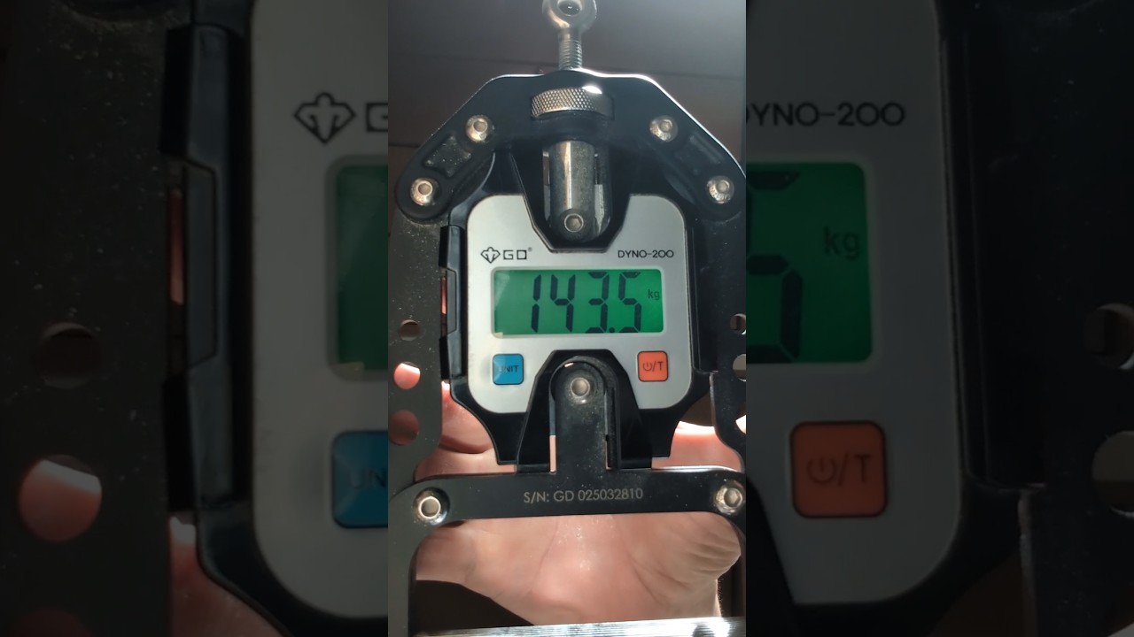 143.5kg 握力計GD DYNO-200 両手握り58歳172cm65kg - YouTube