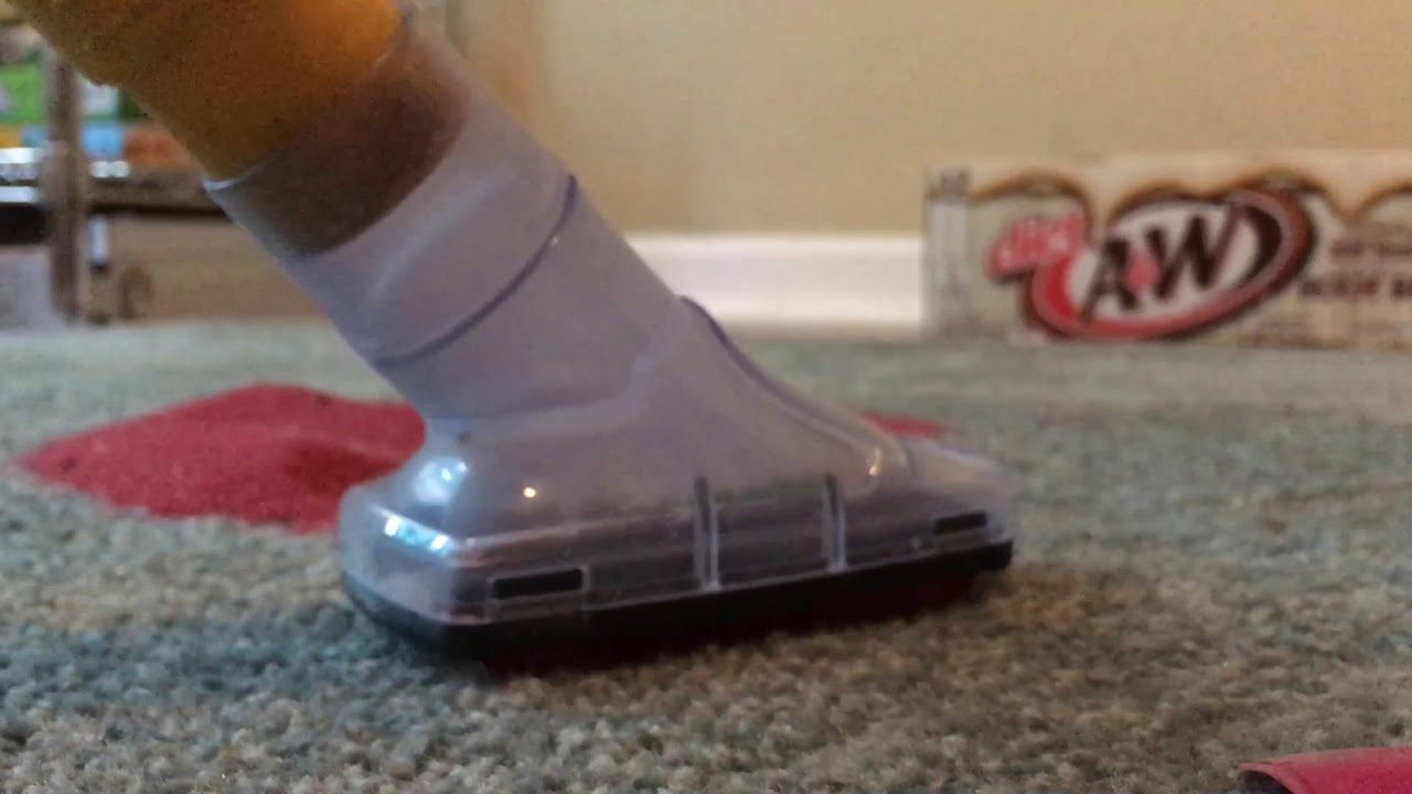 Vacuuming red sand very relaxing ( well kinda) YouTube