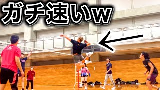 (Volleyball match) The bodybuilder's attack is extremely fast