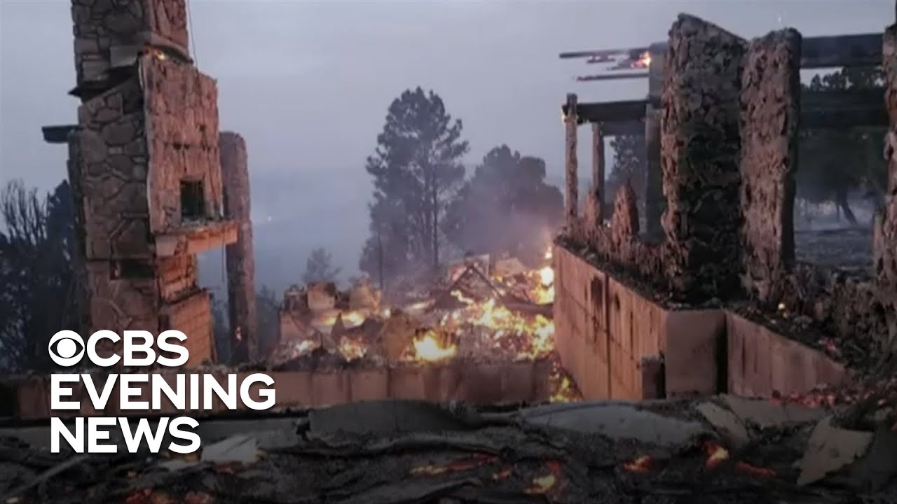 New Mexico wildfires force thousands to evacuate