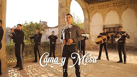 Christian Pia - Cama y mesa
