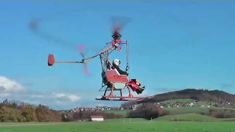 Intora rocket helicopter with TAM rocket engines