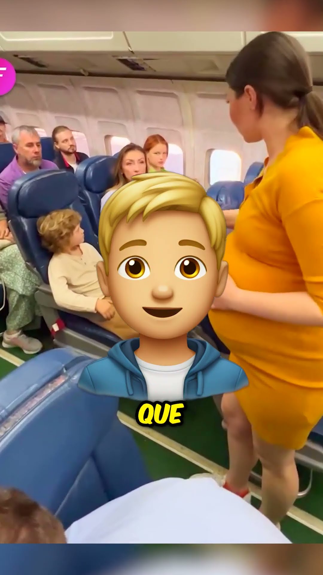 Mamá grosera le gritó a una mujer embarazada por patear el asiento, así que su vestido se arruinó ?