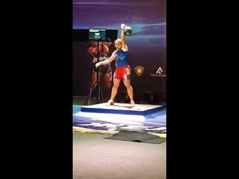 Финал Чемпионата России по гиревому спорту, рывок +68 кг - Мартынова против Золоторевой