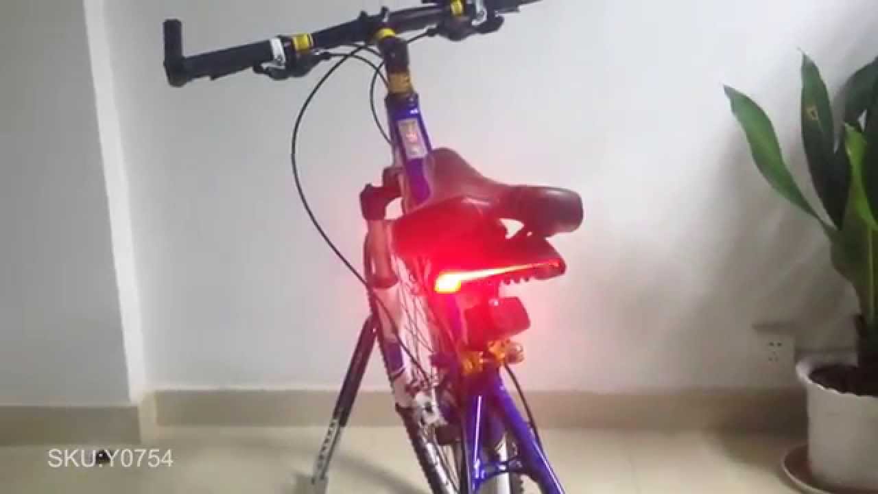 Rechargeable Cycling Bike Remote Control Taillight Turn Signal