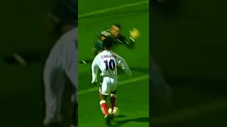 Ronaldinho Samba Hard Skills ✨⚽ #ronaldinho #futebol #shorts