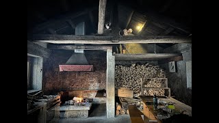 Una BAITA MAGICA in mezzo al BOSCO