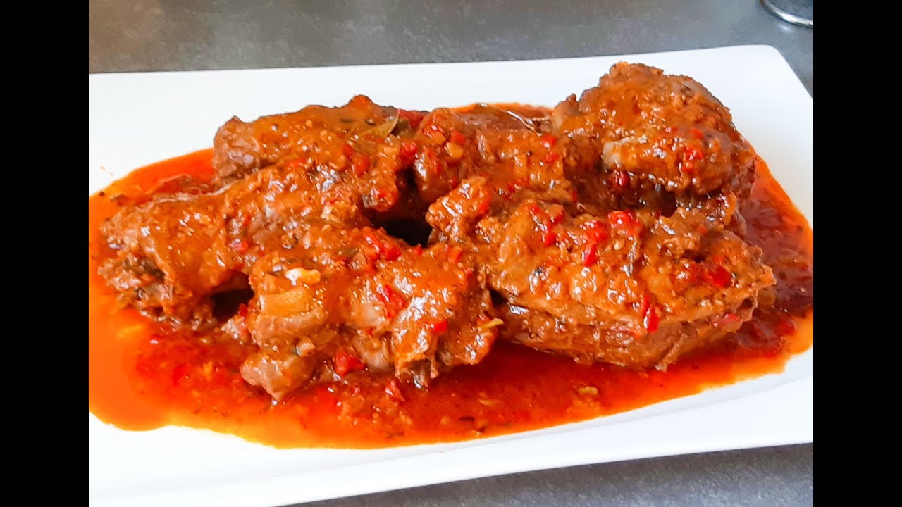 Pescuezo de Guanajo en Salsa a lo Cubano - YouTube