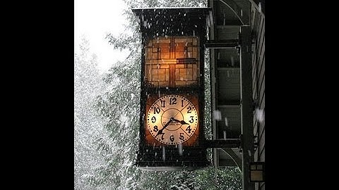 1918 o.b. McClintock bank/street clock