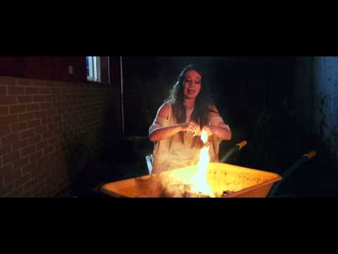 "Todo arde" - María Villalón (Videoclip oficial)