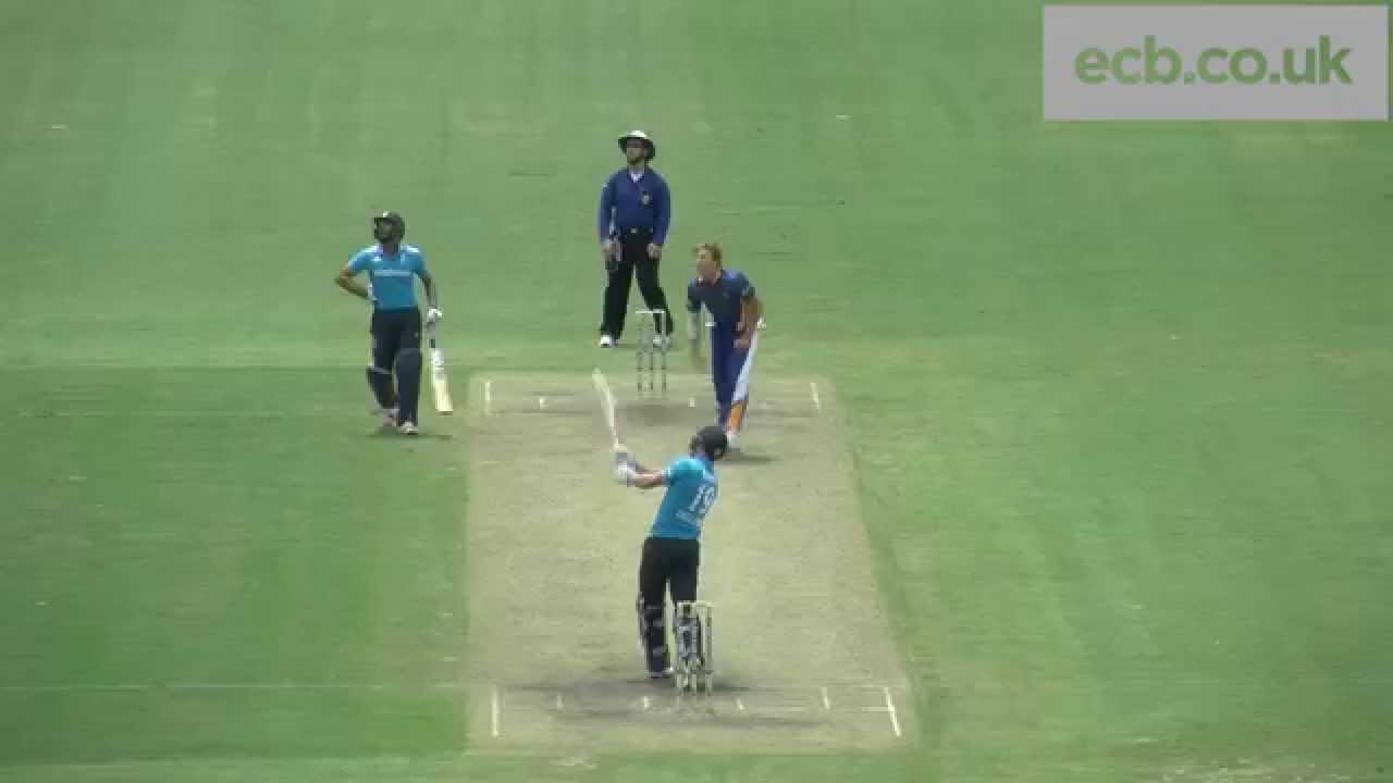 Chris Woakes smashes two sixes into the stands - England v ACT XI highlights