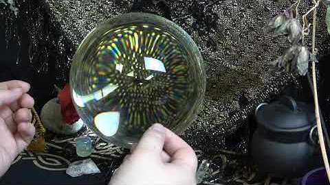 How to Use A Crystal Ball - A Beginners Guide To Scrying