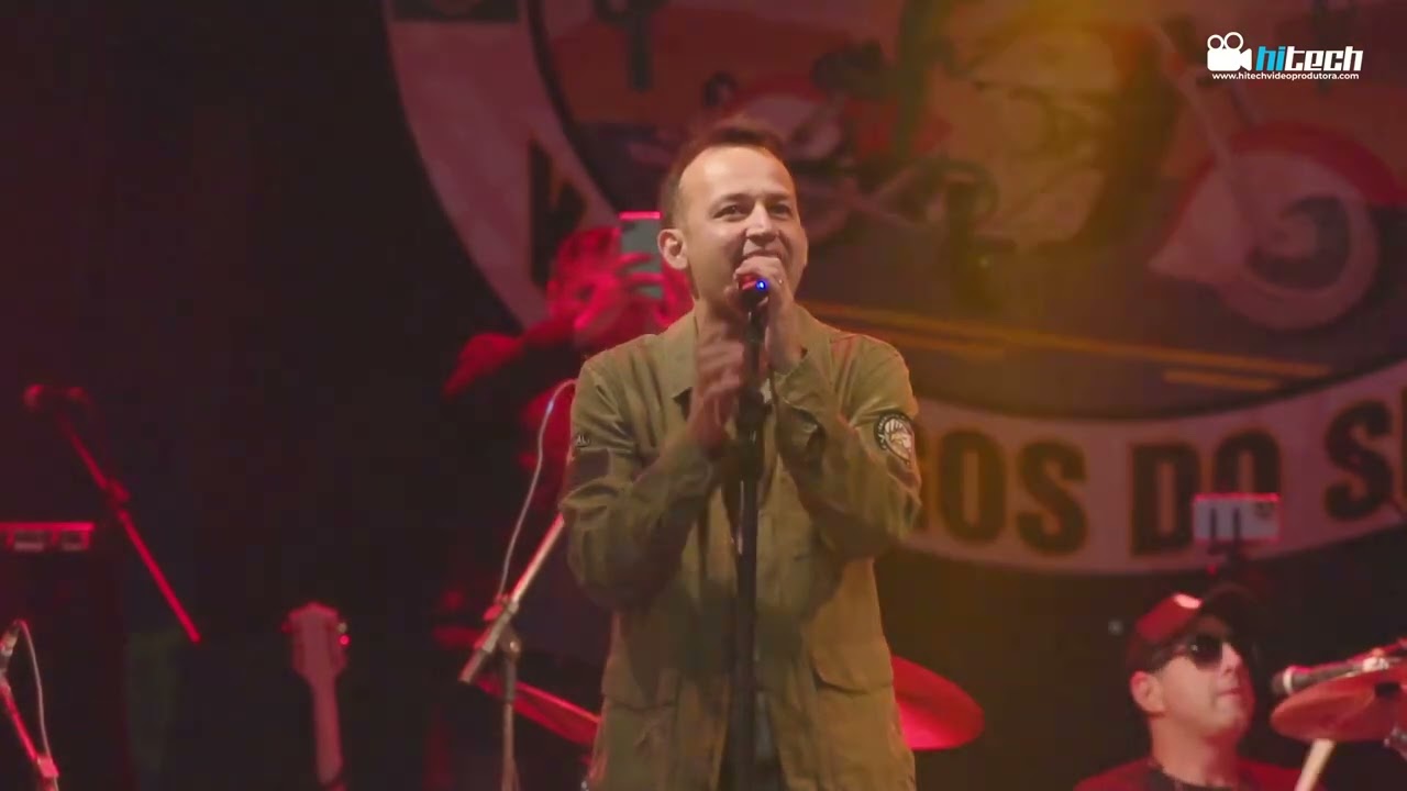 Banda VHS ao vivo - Medley Men at Work! - YouTube