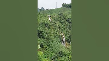 thác nước tự nhiên